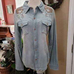 Miss Me Denim jeans shirt top Rodeo country Western light blue beaded Medium